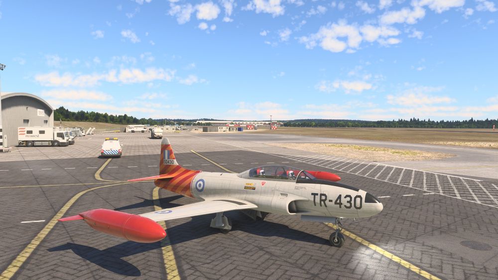 T-33 Southampton.jpg